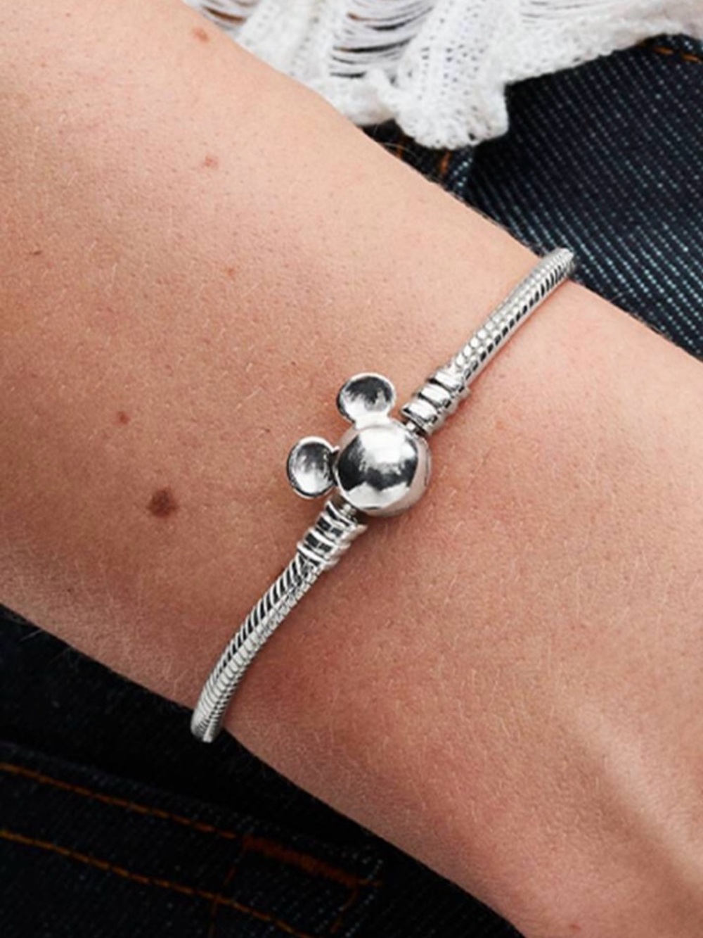 Pandora Mickey Head Charm Snake Chain Bracelet - Picture 5 of 6